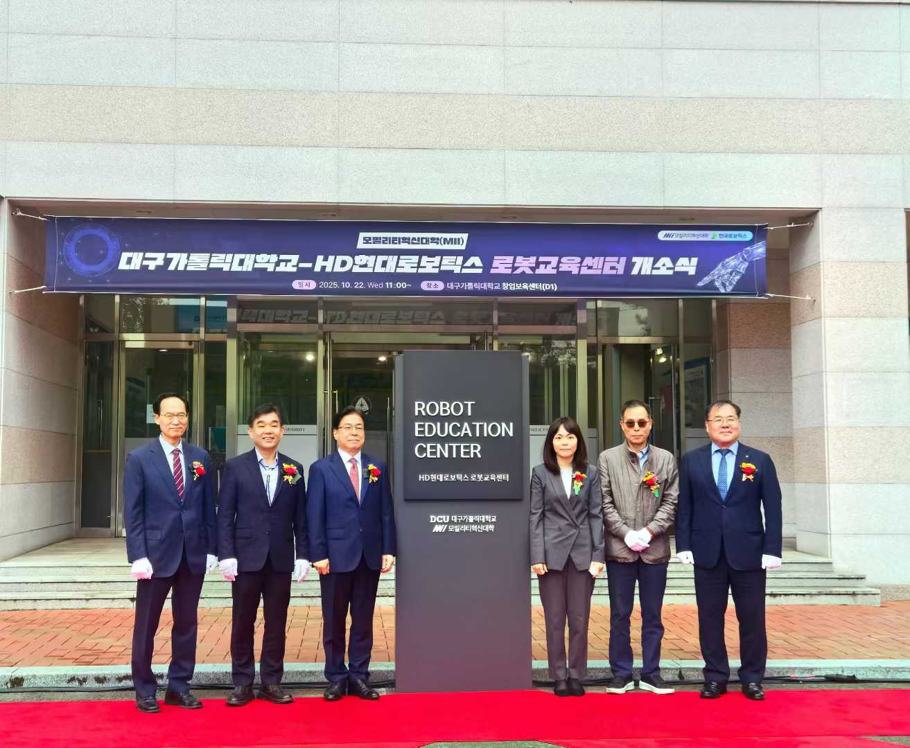 现代合作1.jpg 现代合作1.jpg